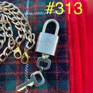 *️⃣3️⃣1️⃣3️⃣*️⃣AUTHENTIC Louis Vuitton Padlock+two keys Comes w/Custom necklace
